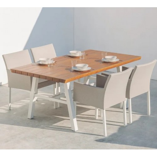 Mesa Exterior Acacia