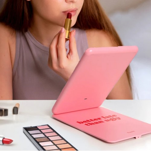 Espejo Led Portátil “Better late than Ugly” 2