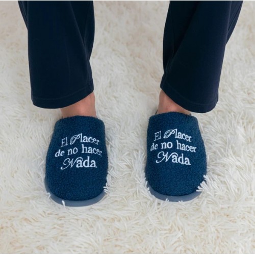 Zapatillas “El placer de no hacer nada” Azul 2